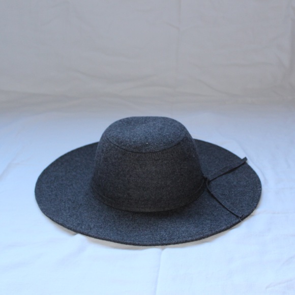 Urban Outfitters Hat - Picture 1 of 5